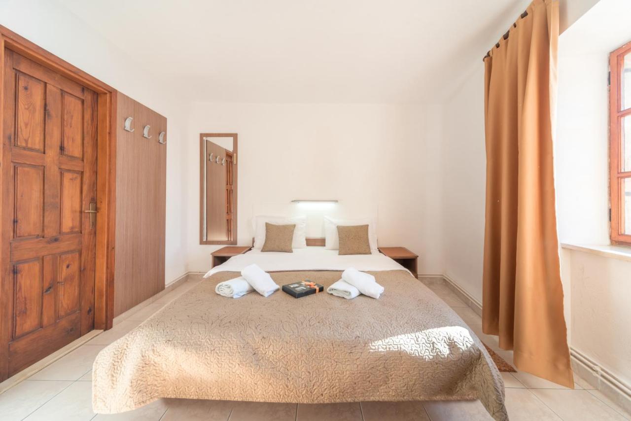 R Club Apartments Old Town بودفا المظهر الخارجي الصورة