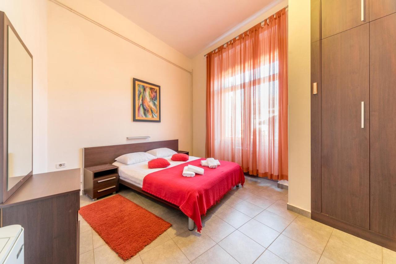 R Club Apartments Old Town بودفا المظهر الخارجي الصورة