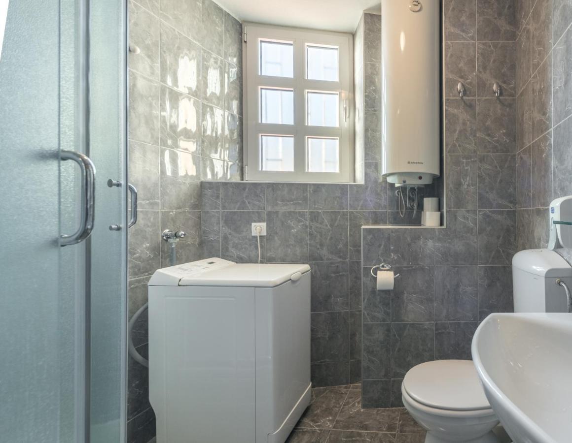 R Club Apartments Old Town بودفا المظهر الخارجي الصورة