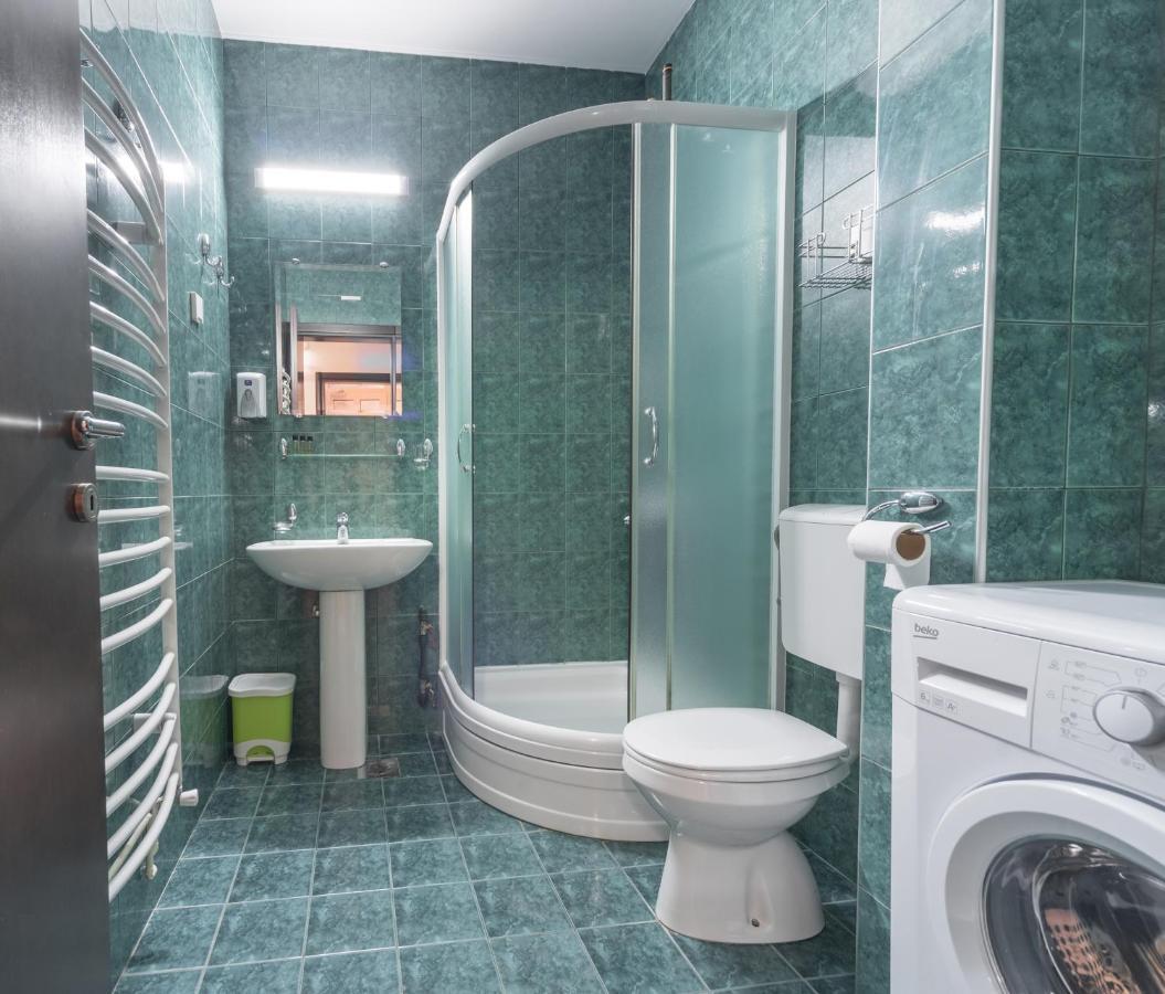 R Club Apartments Old Town بودفا المظهر الخارجي الصورة